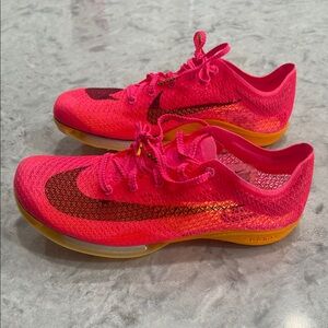 NWOT Nike Air Zoom Victory Track and Field shoes. Hyper Pink/Orange.